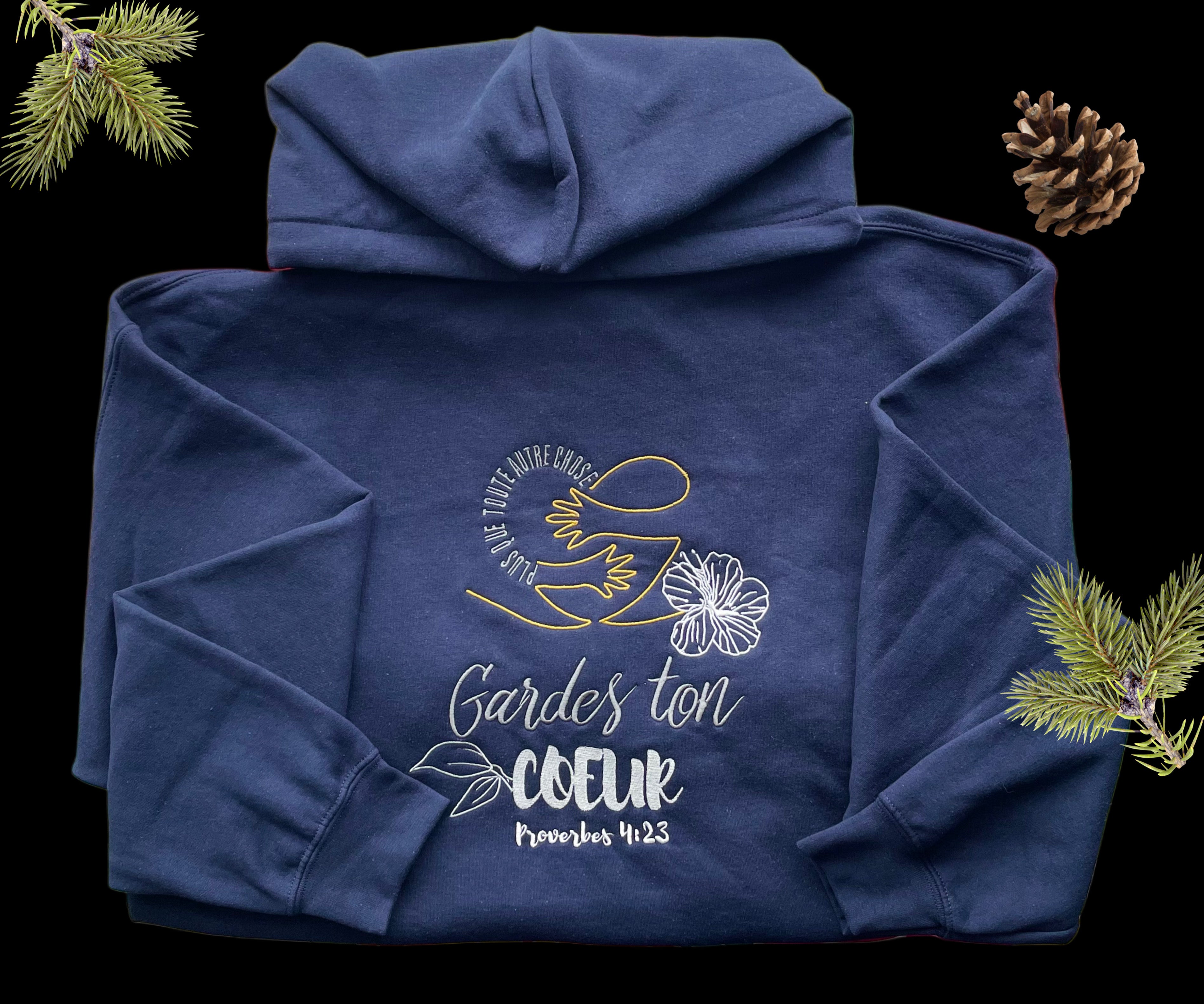 Hoodie Brodé – “Garde ton cœur” | Proverbes 4:23